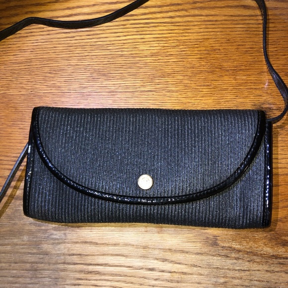 Eric Javits Small Woven Wallet Crossbody Bag - Black - Picture 2 of 6